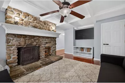 8 Albert Dr, Millville, MA 01529 - Photo 9