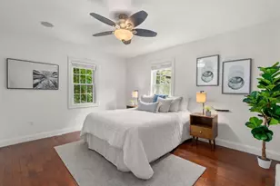 50 Cameron St, Brookline, MA 02445 - Photo 9