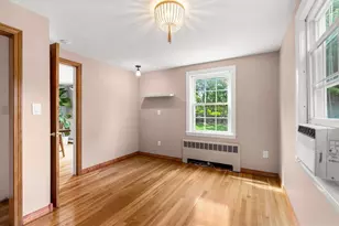 90 Village St, Marblehead, MA 01945 - Photo 7