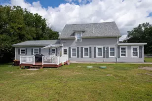 595 Main St, Acushnet, MA 02743 - Photo 3
