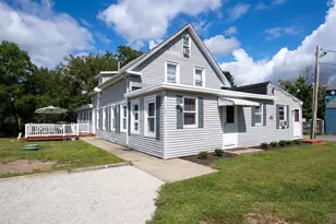 595 Main St, Acushnet, MA 02743 - Photo 1