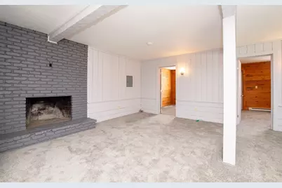 595 Main St, Acushnet, MA 02743 - Photo 11