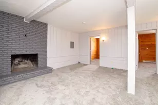 595 Main St, Acushnet, MA 02743 - Photo 11