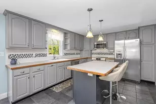 2 Howard Ln, Lakeville, MA 02347 - Photo 5
