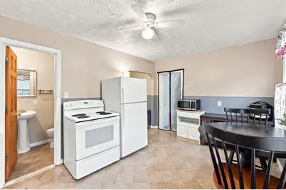 17 Regan St, Gardner, MA 01440 - Photo 31