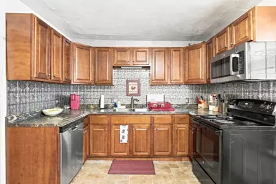 17 Regan St, Gardner, MA 01440 - Photo 7