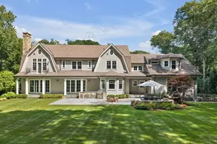 250 Country Dr, Weston, MA 02493 - Photo 3