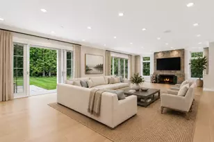 250 Country Dr, Weston, MA 02493 - Photo 5
