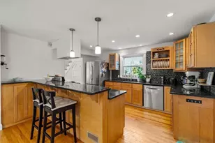 92 Allison St, Newton, MA 02458 - Photo 7