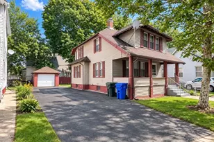 65 Rochelle St, Springfield, MA 01109 - Photo 3