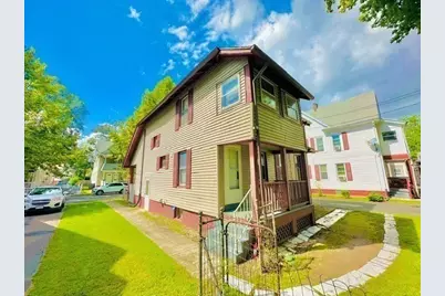 65 Rochelle St, Springfield, MA 01109 - Photo 5