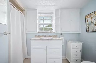 592 Pond St, Franklin, MA 02038 - Photo 25