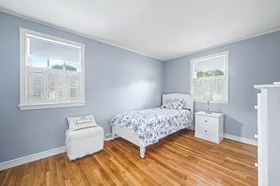 592 Pond St, Franklin, MA 02038 - Photo 15