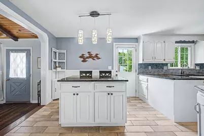 592 Pond St, Franklin, MA 02038 - Photo 7