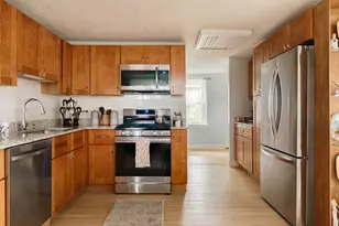 24-26 Knight Ave, Marblehead, MA 01945 - Photo 9