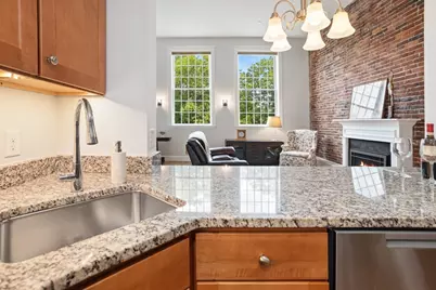 52 Sanborn Street #202, Reading, MA 01867 - Photo 9