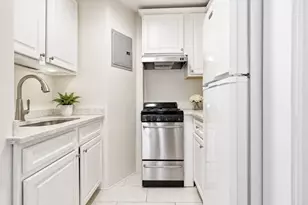 119 Marlborough, Boston, MA 02116 - Photo 5