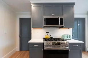 730 Hale St, Beverly, MA 01915 - Photo 3
