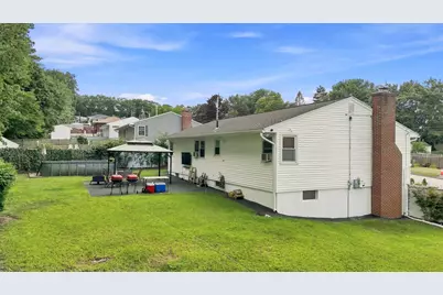 4 Monroe St, Lawrence, MA 01843 - Photo 37