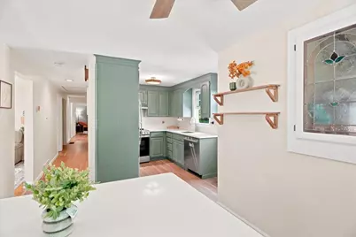 13 Hilltop Dr, Burlington, MA 01803 - Photo 7