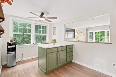 13 Hilltop Dr, Burlington, MA 01803 - Photo 5