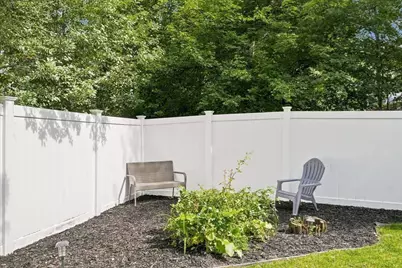 13 Hilltop Dr, Burlington, MA 01803 - Photo 29