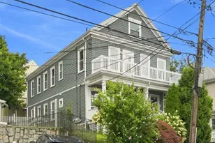 11 Lloyd Rd, Watertown, MA 02472 - Photo 27