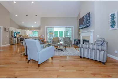 12 Fieldstone Dr, Mattapoisett, MA 02739 - Photo 9