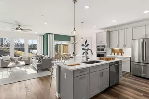 31 Emerald Run, Shrewsbury, MA 01545 - Photo 3