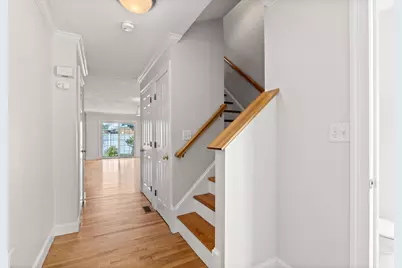 201 Main St #2, Woburn, MA 01801 - Photo 3