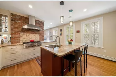 51 Chestnut Street, Boston, MA 02129 - Photo 17