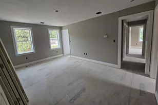 47 N Main St, Freetown, MA 02702 - Photo 21