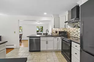 8 Niles Rd, Randolph, MA 02368 - Photo 7