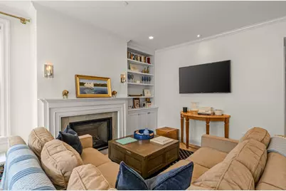 38 P St #1, Boston, MA 02127 - Photo 3