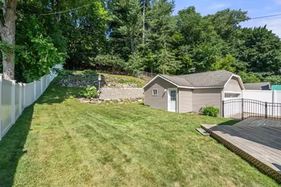 43 Laconia Rd, Worcester, MA 01609 - Photo 23