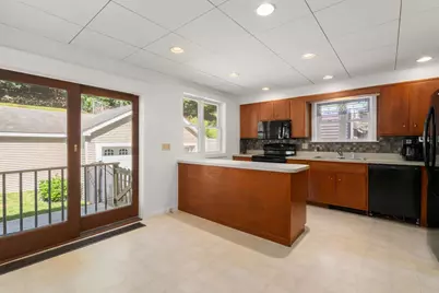 43 Laconia Rd, Worcester, MA 01609 - Photo 9