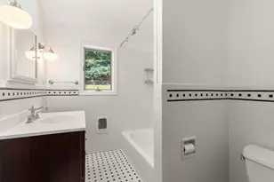 43 Laconia Rd, Worcester, MA 01609 - Photo 17