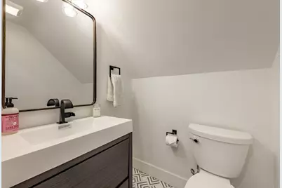 13 Grand View Avenue #2, Somerville, MA 02143 - Photo 19