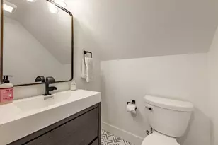 13 Grand View Ave, Somerville, MA 02143 - Photo 19