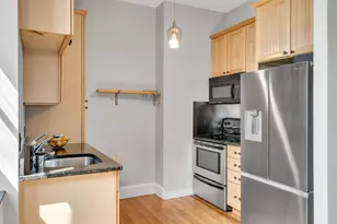 100 Commandants Wy, Chelsea, MA 02150 - Photo 19