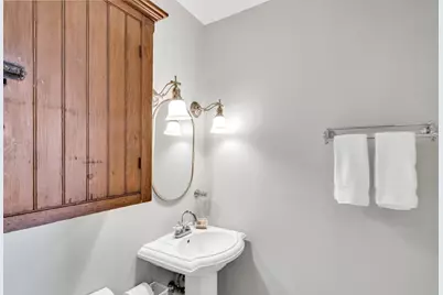 100 Commandants Way #107, Chelsea, MA 02150 - Photo 23