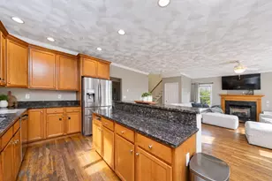14 W Ledge Rd, Clinton, MA 01510 - Photo 7