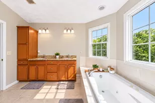 14 W Ledge Rd, Clinton, MA 01510 - Photo 19