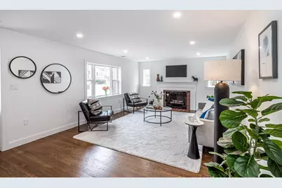 78 Windemere Cir, Braintree, MA 02184 - Photo 11