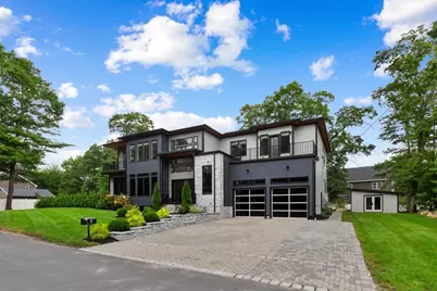 8 Jonathan Road, Burlington, MA 01803 - Photo 1