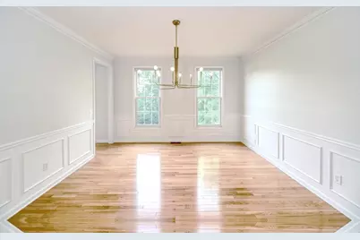 5 Bay Farm Ln, Grafton, MA 01560 - Photo 11