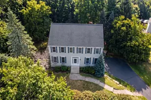 5 Bay Farm Ln, Grafton, MA 01560 - Photo 1