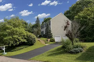 5 Bay Farm Ln, Grafton, MA 01560 - Photo 3