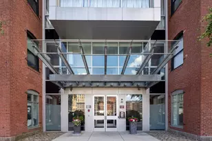 21 Wormwood St, Boston, MA 02210 - Photo 13