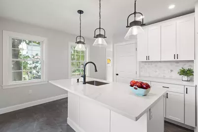 13 Estes Street, Ipswich, MA 01938 - Photo 5